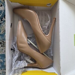 Elegant Beige Heels by Baldi London
